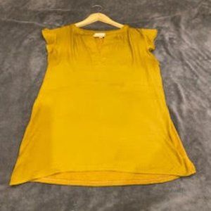 3/$20 Ann Taylor Loft Dark mustard  top